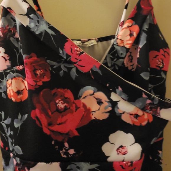 Floral mini - Picture 2 of 2